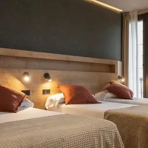 Gasthof Fontanella By Bcn Urban Spanien