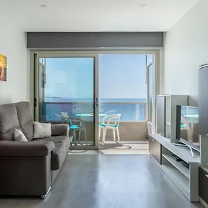 Apartamento Frontline With Blue Views, Las Palmas de Gran Canaria